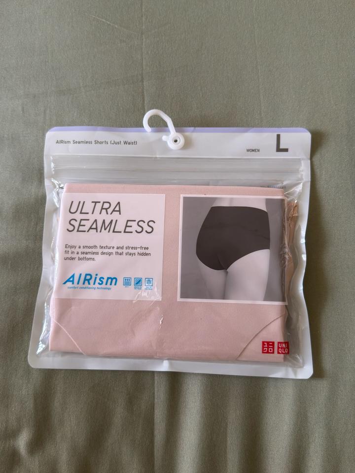 Uniqlo бесшовные трусы airism 2 шт