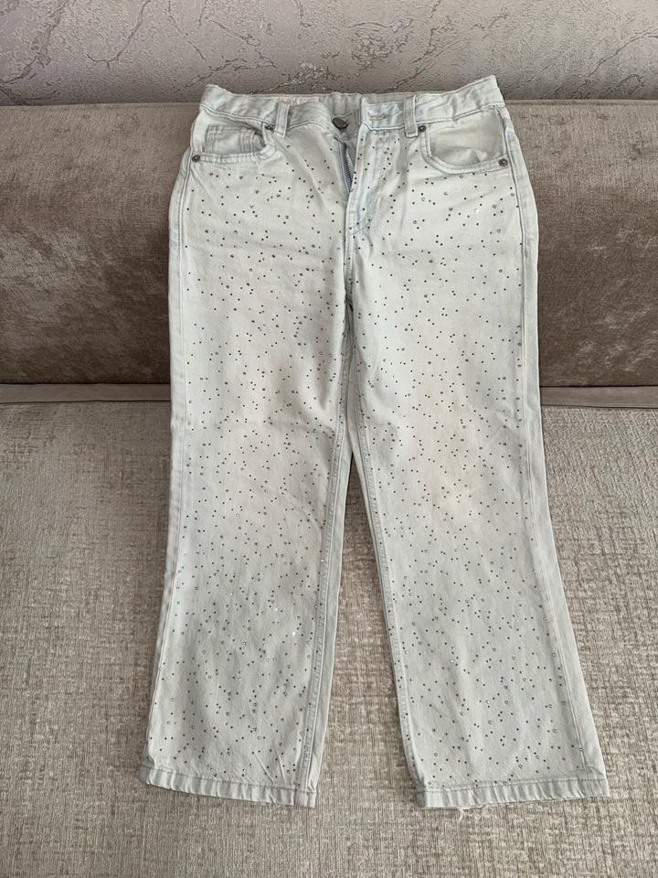 Джинсы ZARA со стразами для девочки