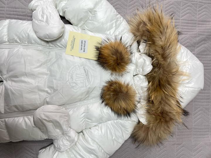 Зимний комбинезон Moncler