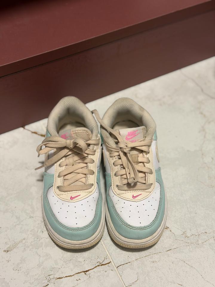 Nike