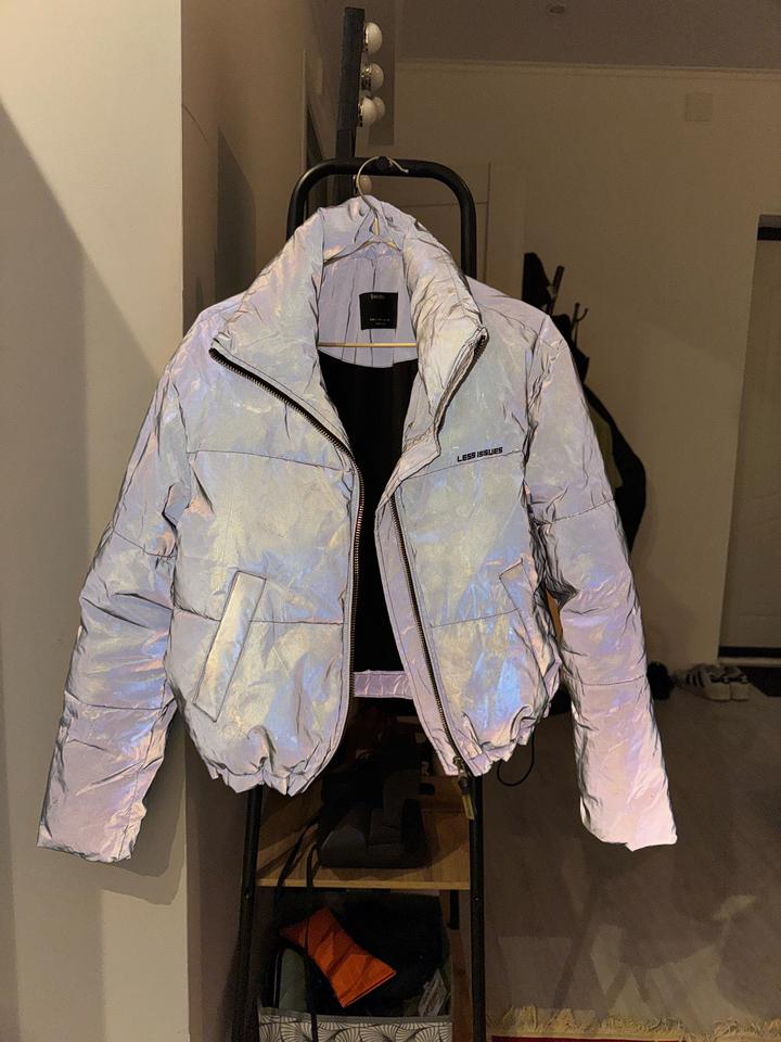 Куртка светоотражающая Bershka
