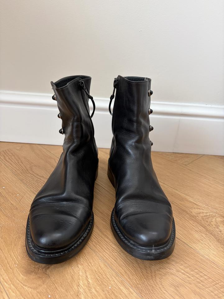 Stuart Weitzman
