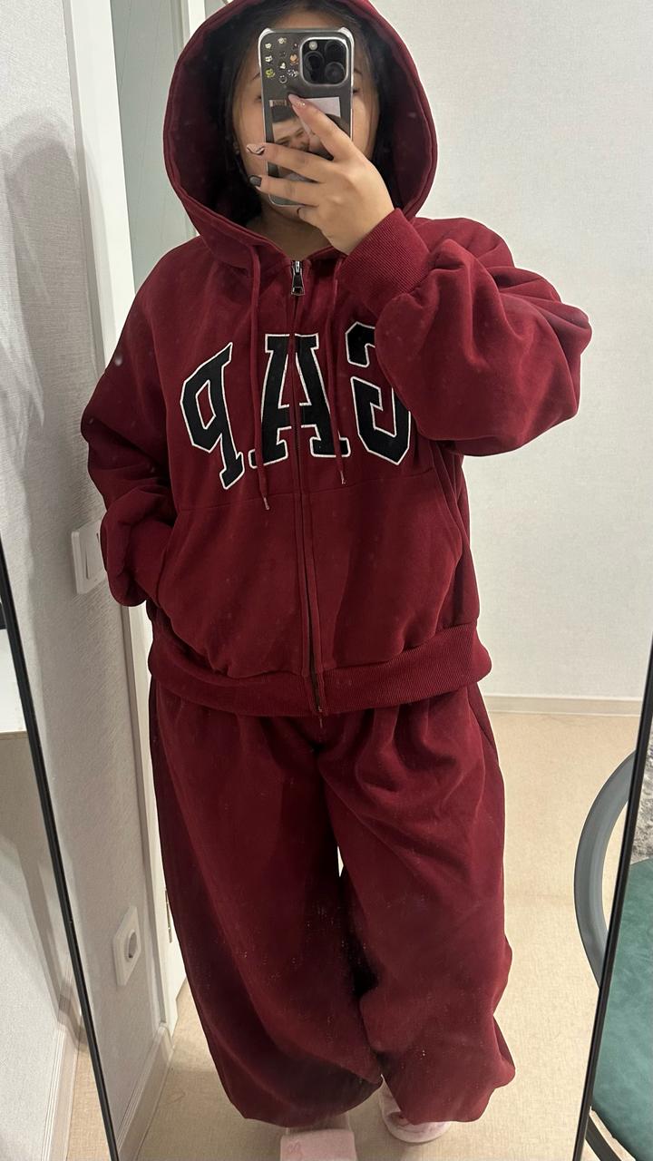Спортивный костюм GAP