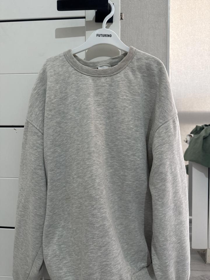 Свитшот BERSHKA