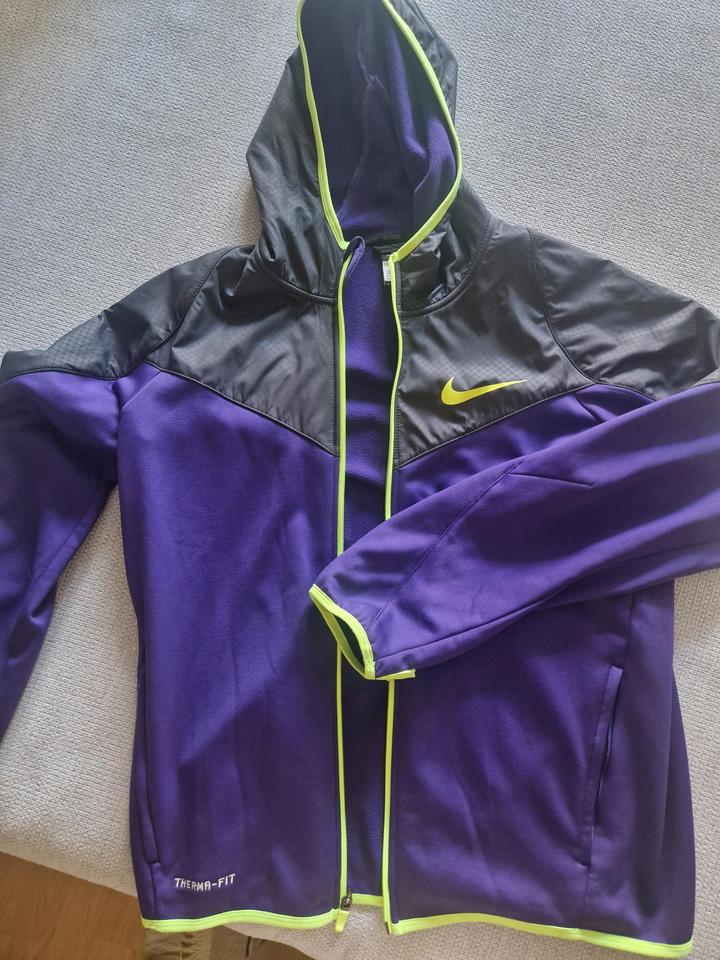 Nike
