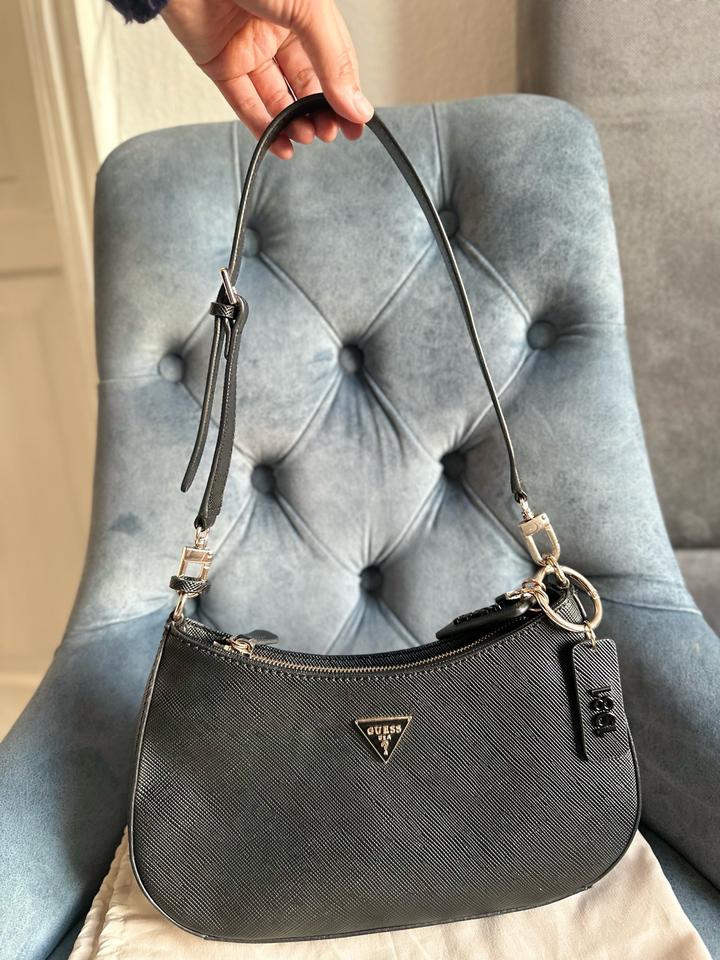 Сумка Guess
