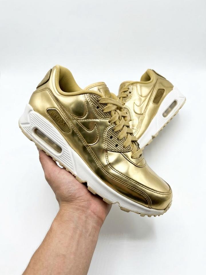 Эффектные Nike Air Max 90 Metallic Gold