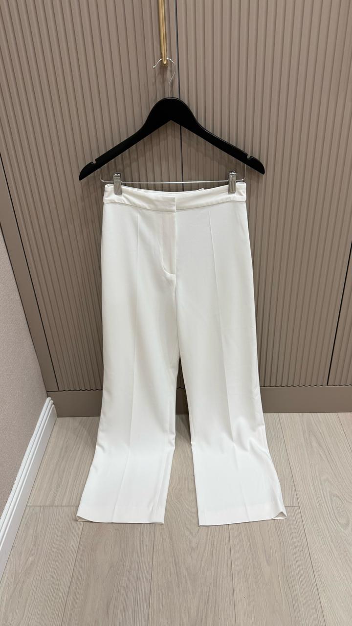 H&M Белые брюки со стрелками