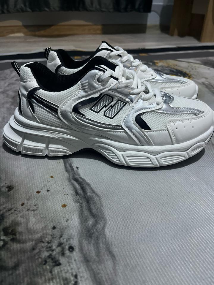 New Balance Кроссовки