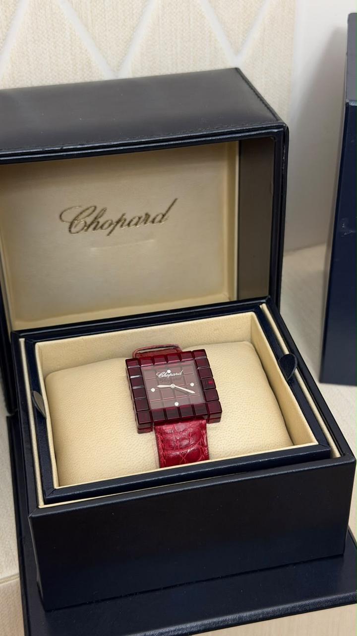 Женские часы Chopard