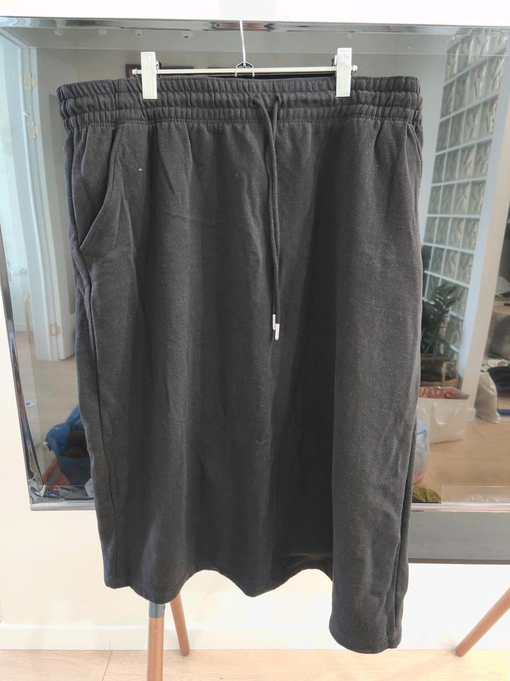 H&M