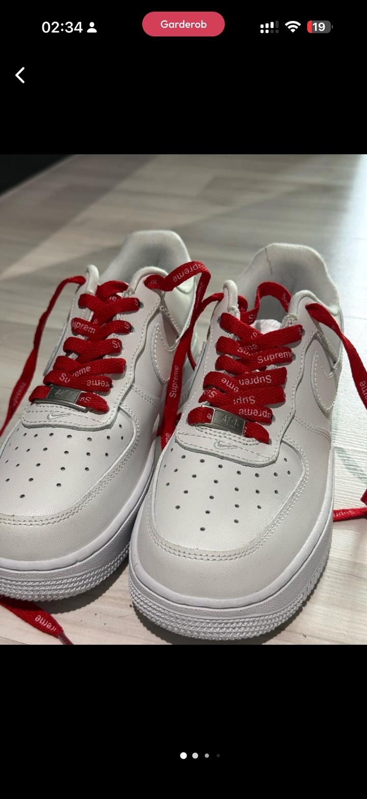Nike