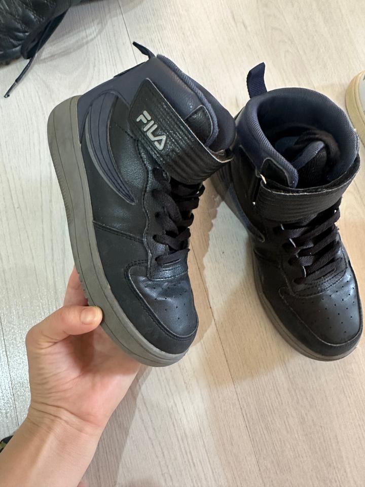 Кроссовки Fila