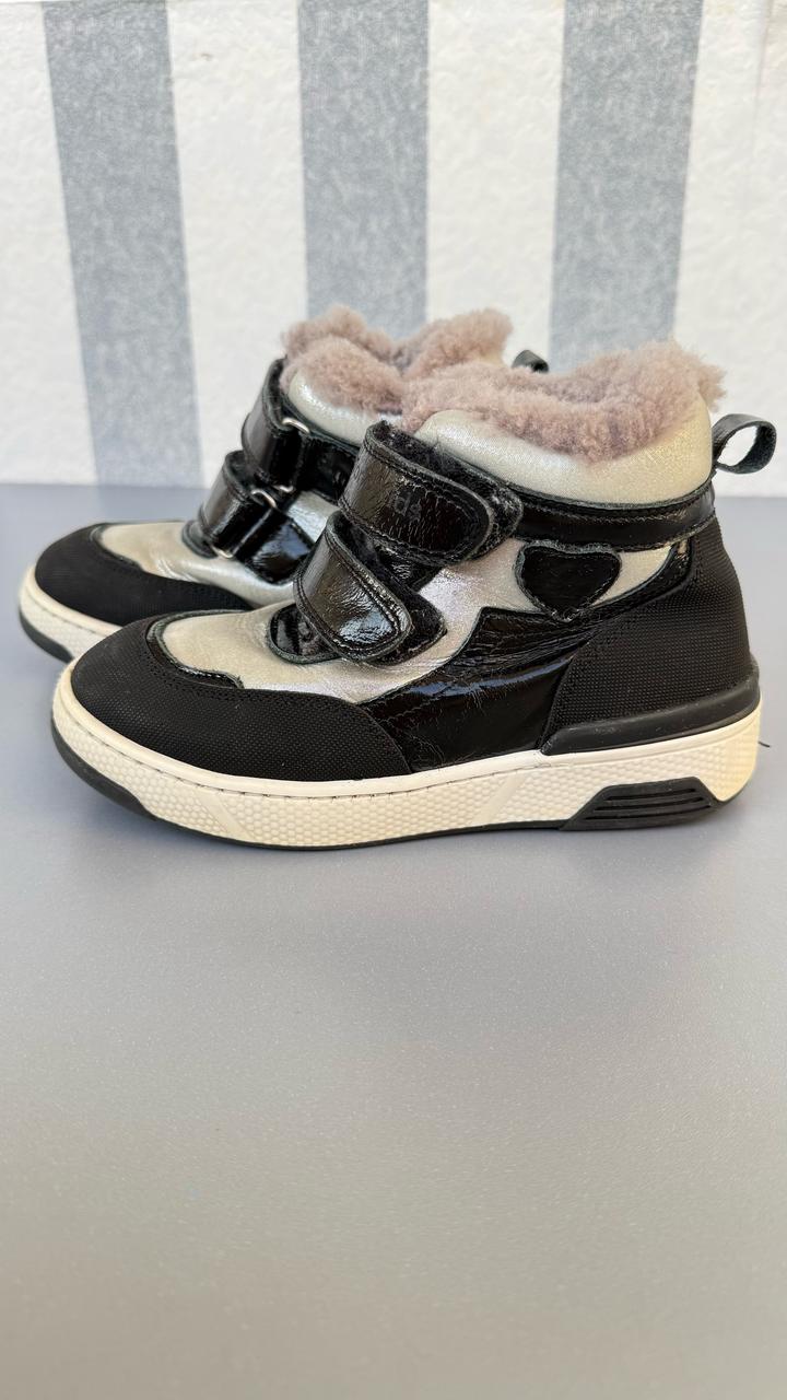 Нет бренда