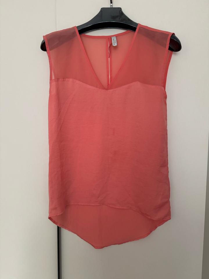 Топ Bershka