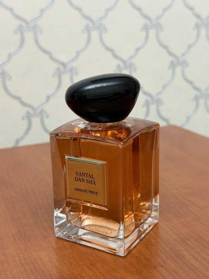 Giorgio Armani Santal Dan Sha