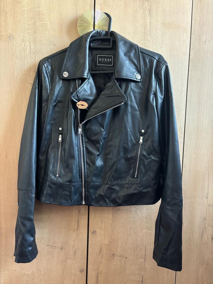 GUESS