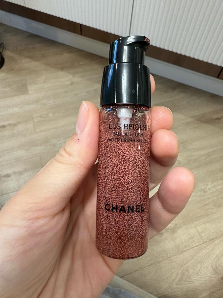 CHANEL румяна