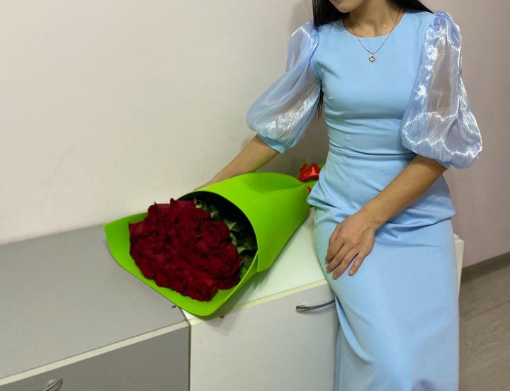 Синее платье