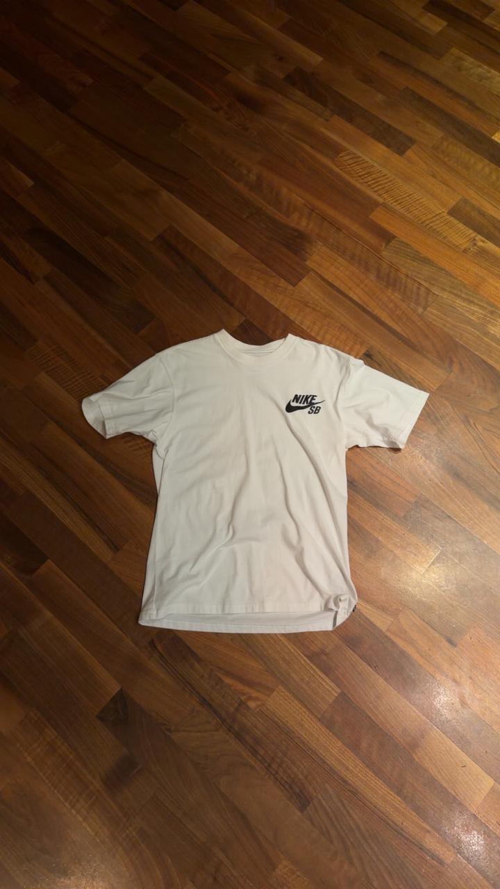 Футболка Nike SB