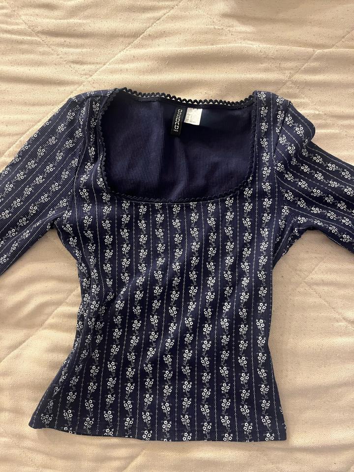 H&M лонгслив с квадратным вырезом
