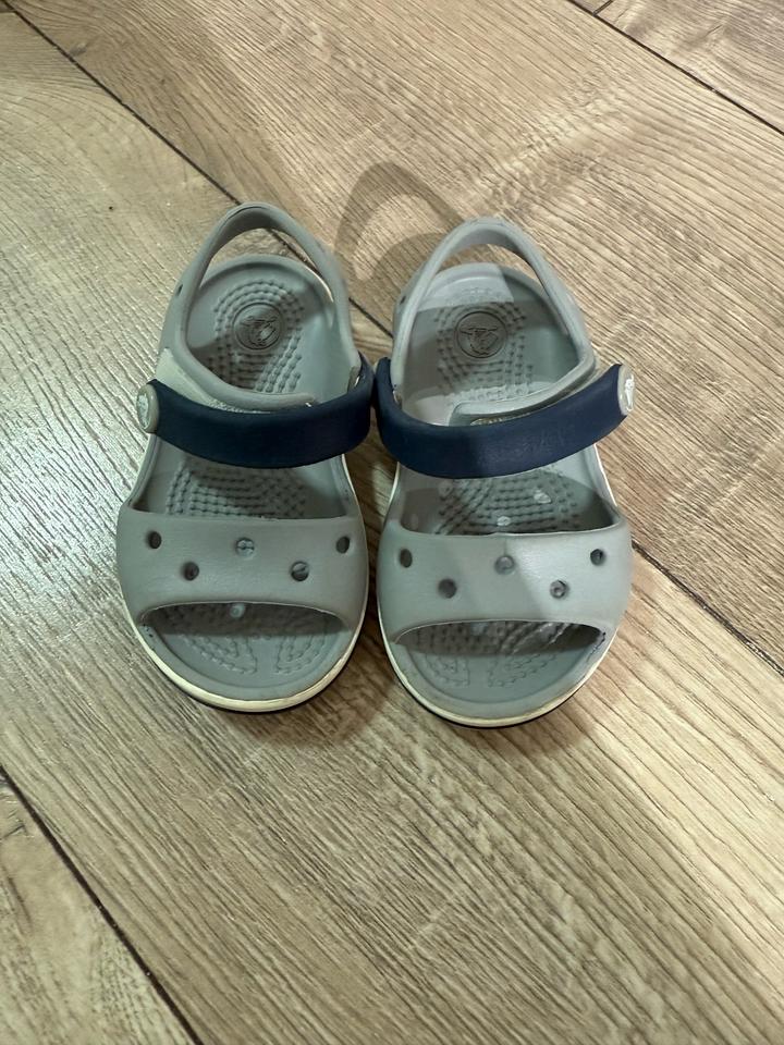 Crocs