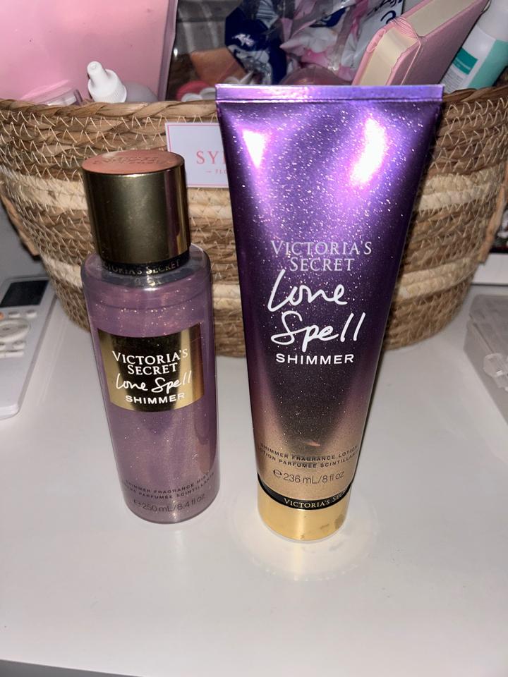 Лосьон Victoria's Secret Love Spell Shimmer (Оригинал)