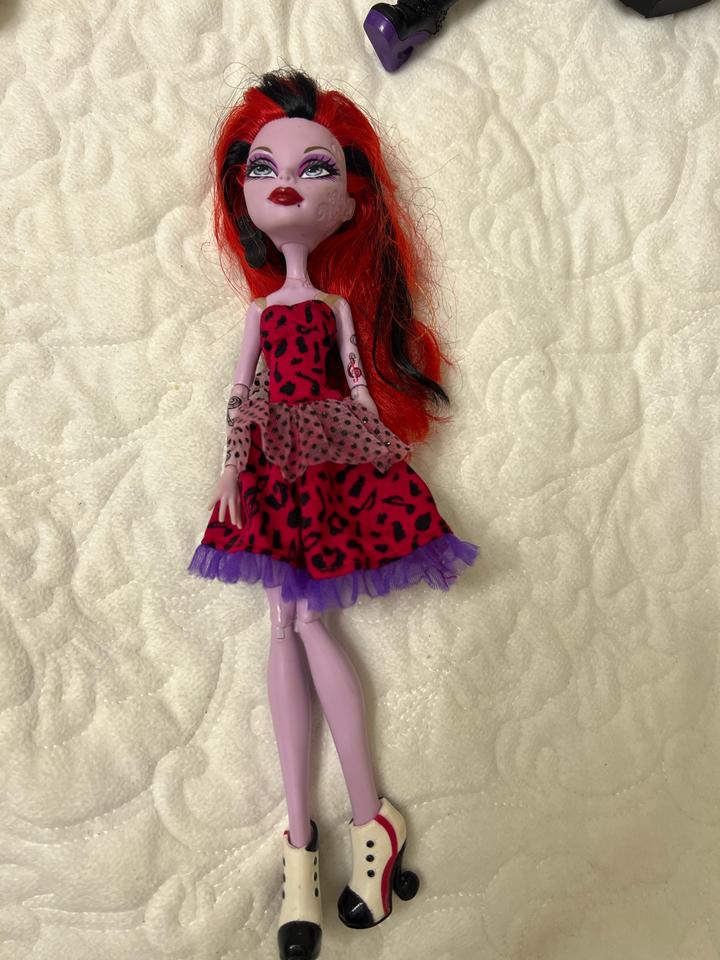 monster high Оперетта