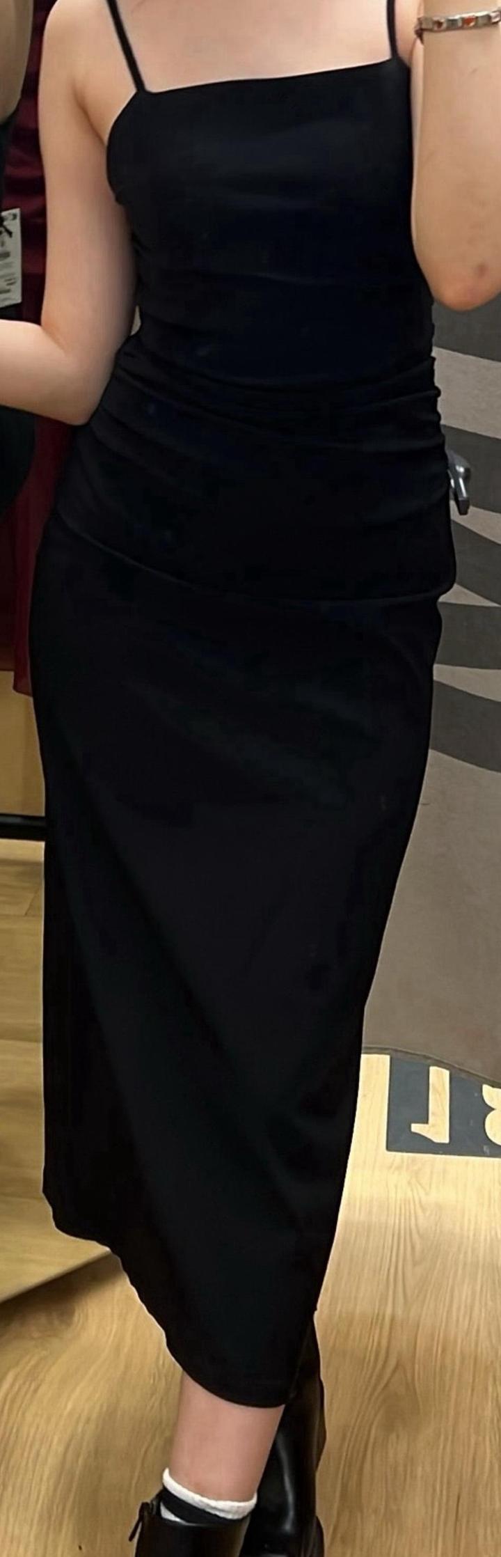 Bershka Платье миди