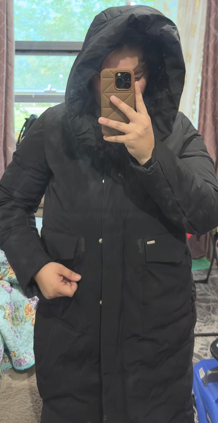 Женский пуховик с капюшоном