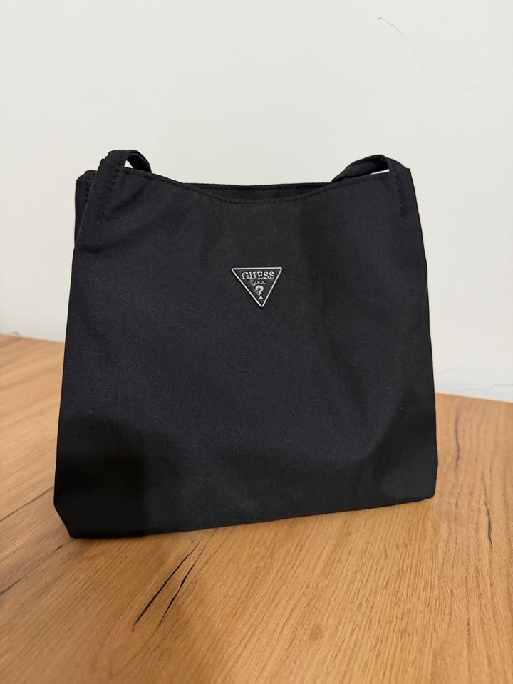 Сумка Guess