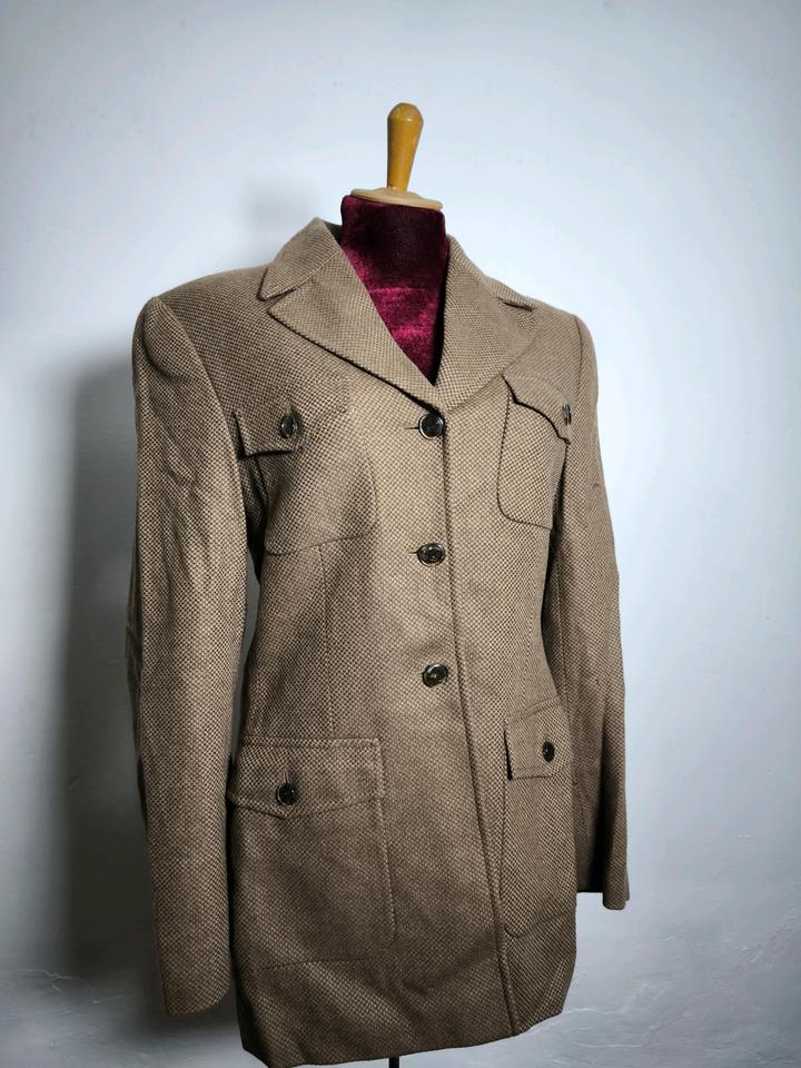 ESCADA