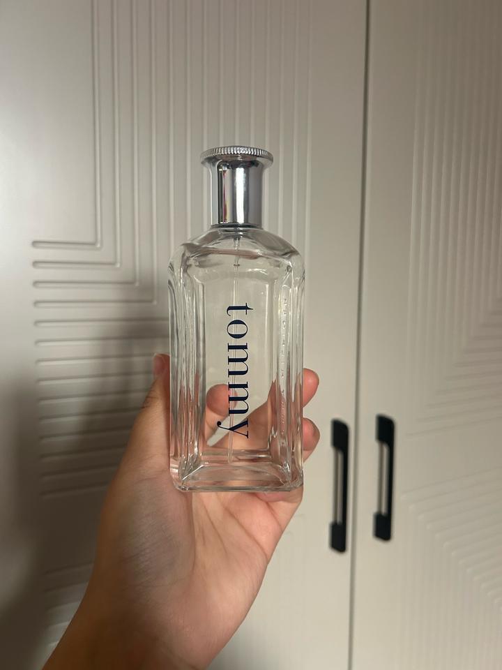 Tommy Hilfiger