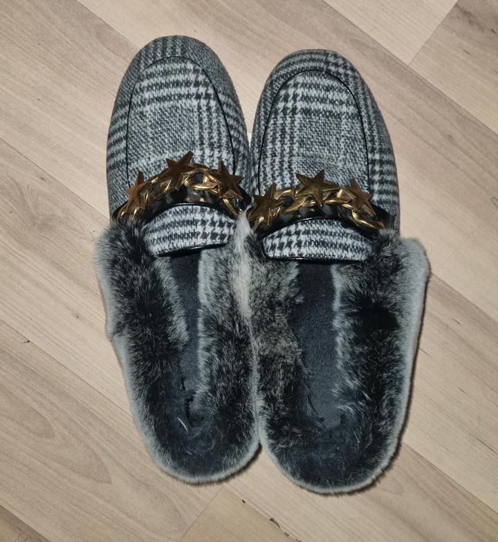 Нет бренда
