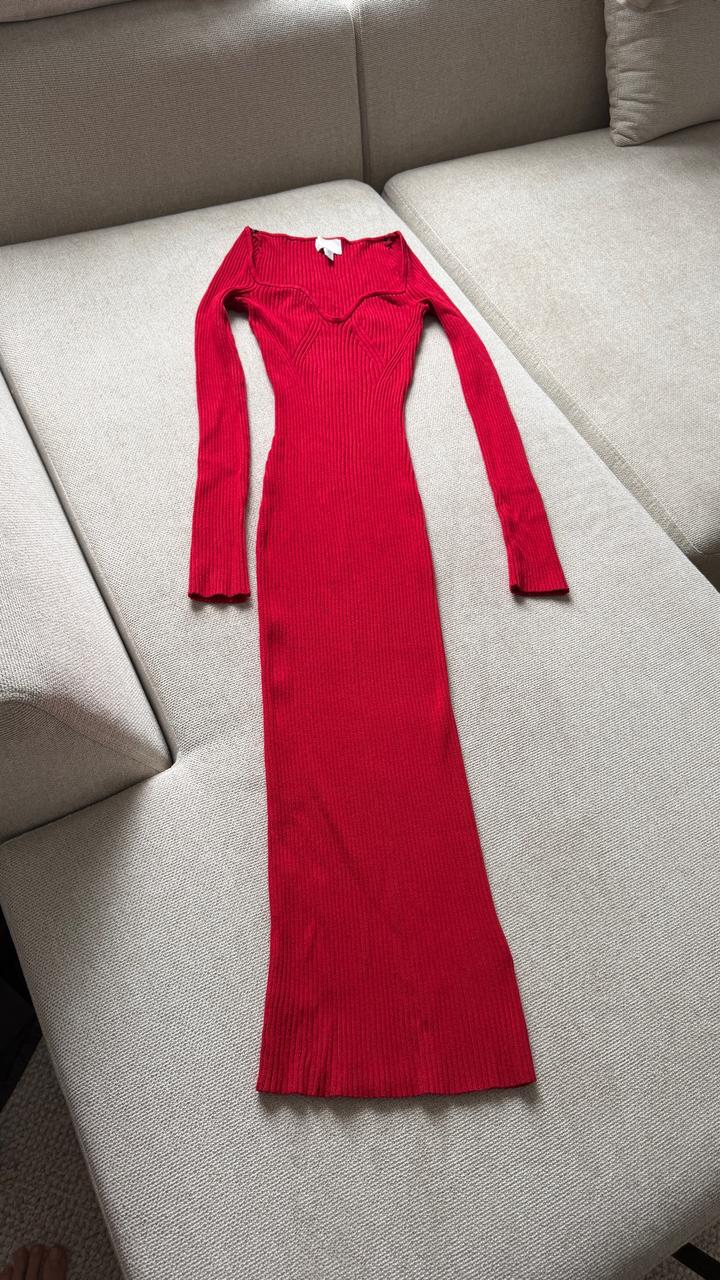 H&M платье трикотажное в рубчик
