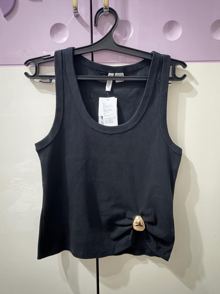 H&M