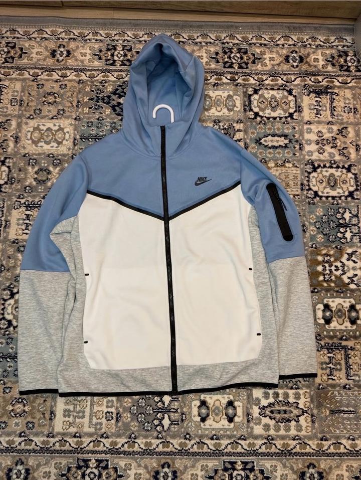 Nike