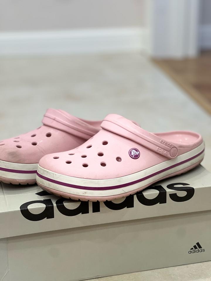 Crocs