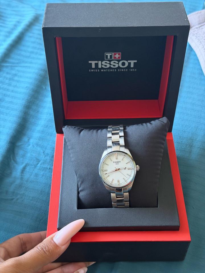 Tissot женские наручные часы