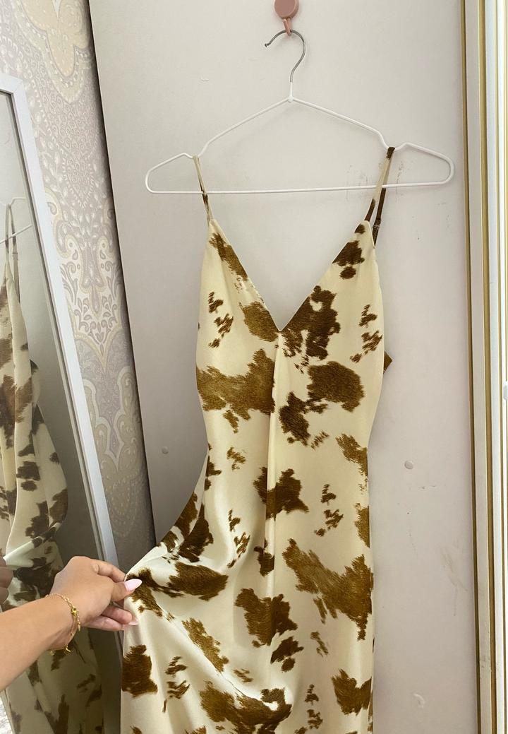 Zara. Платье с принтом