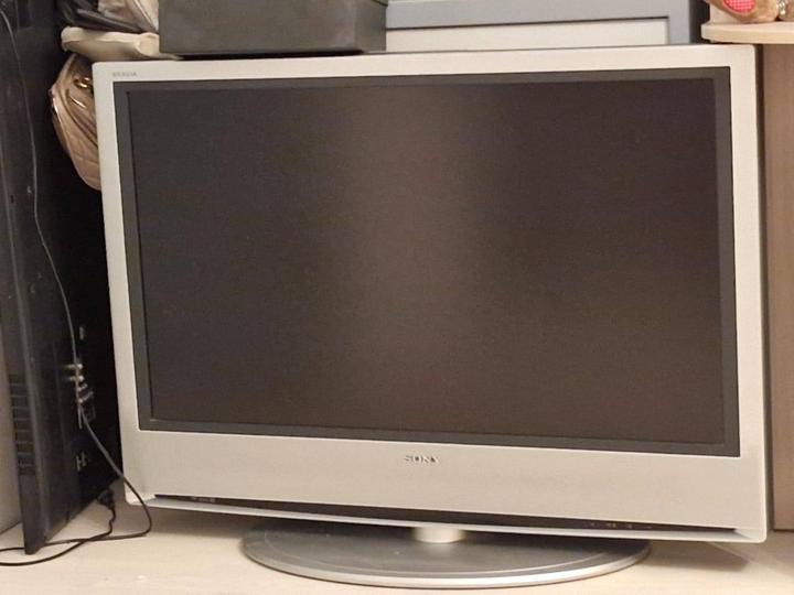 Sony телевизор