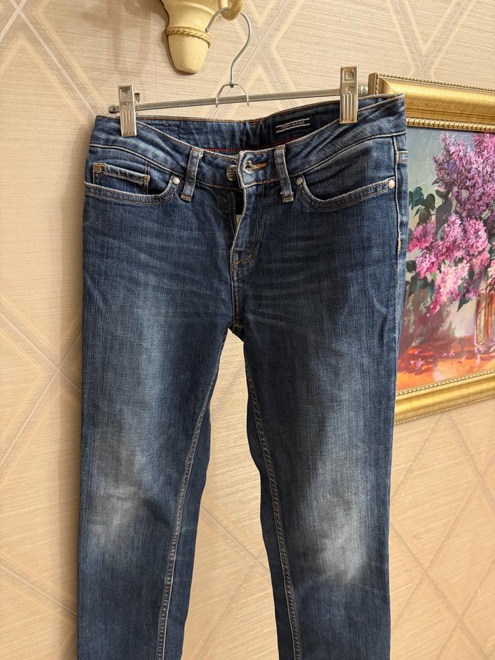 Джинсы Tommy Hilfiger