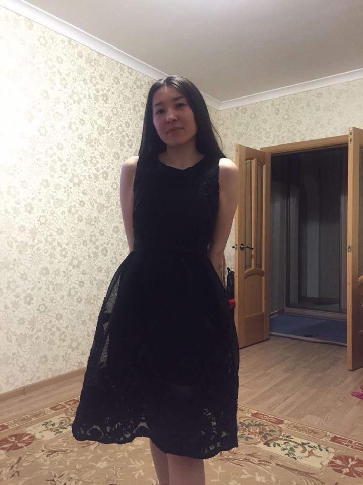 Женский Нарядное черное платье