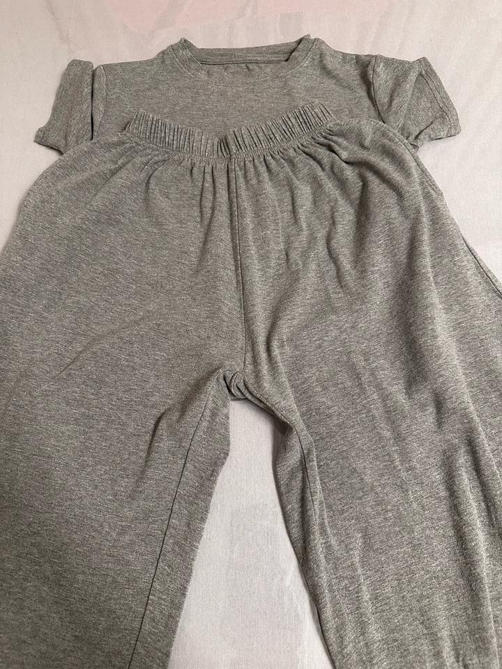 костюм женский серый трикотаж