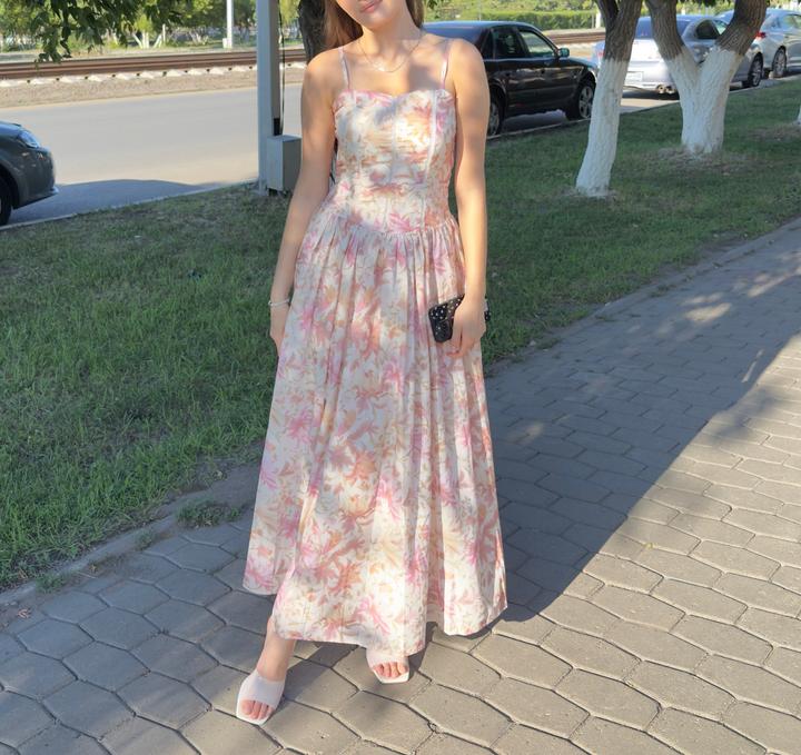Boutique + Платье Cherry Boutique в цветочный принт на бретелях