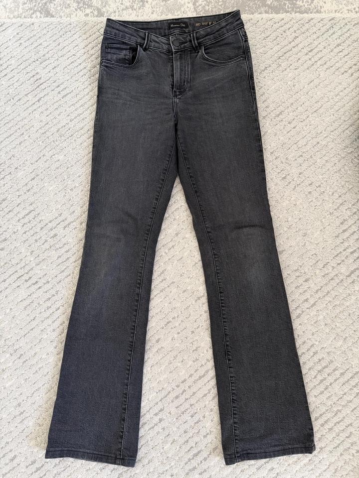 Джинсы Massimo Dutti