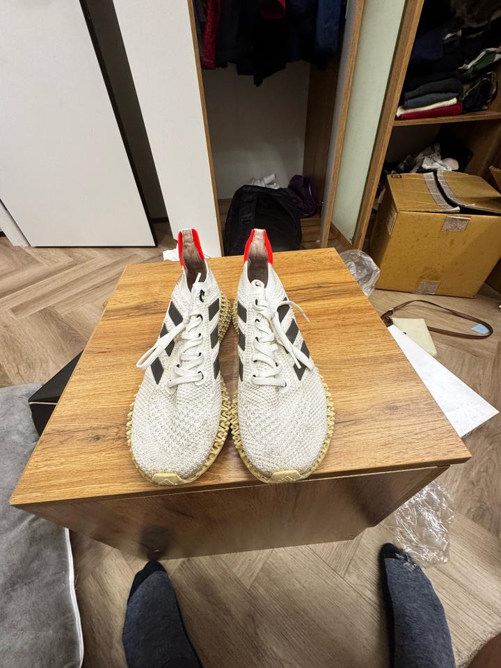 Кроссовки adidas 4D