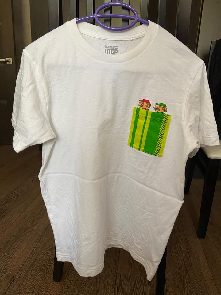Футболка Uniqlo с принтом Super Mario