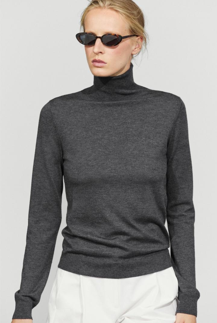 Водолазка шерстяная Massimo Dutti xs