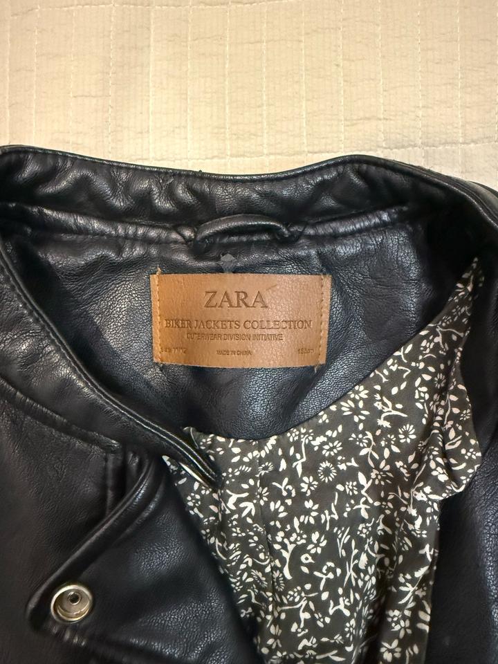 Куртка ZARA с косой застежкой из кожи